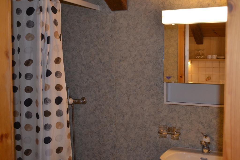 B&B Chasa Arfusch Ardez Room photo